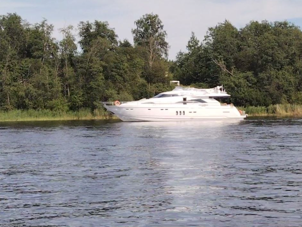 По Неве до Шлюшина